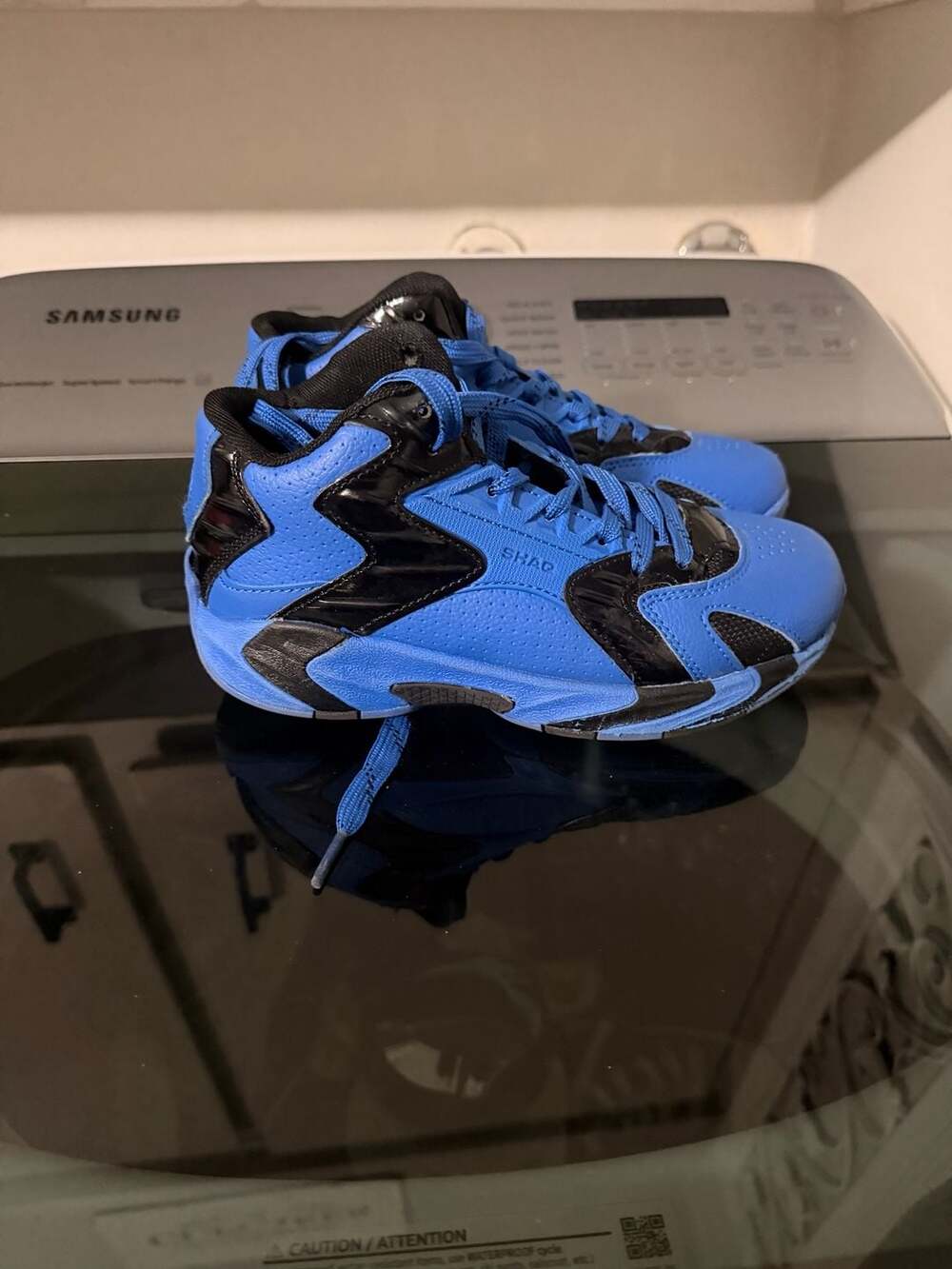 SHAQ Devastator 2.5 Kids Basketball Shoes Blue Black Size 2